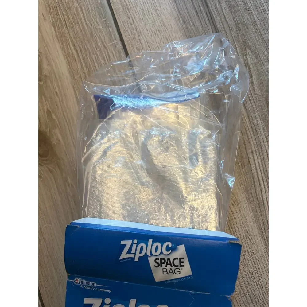 Ziploc Space Bag Jumbo Flat Bed & Linen Vacuum Storage Bag 2’8” x 3’6”